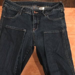H&M skinny jeans size 28/30 US size 6/8